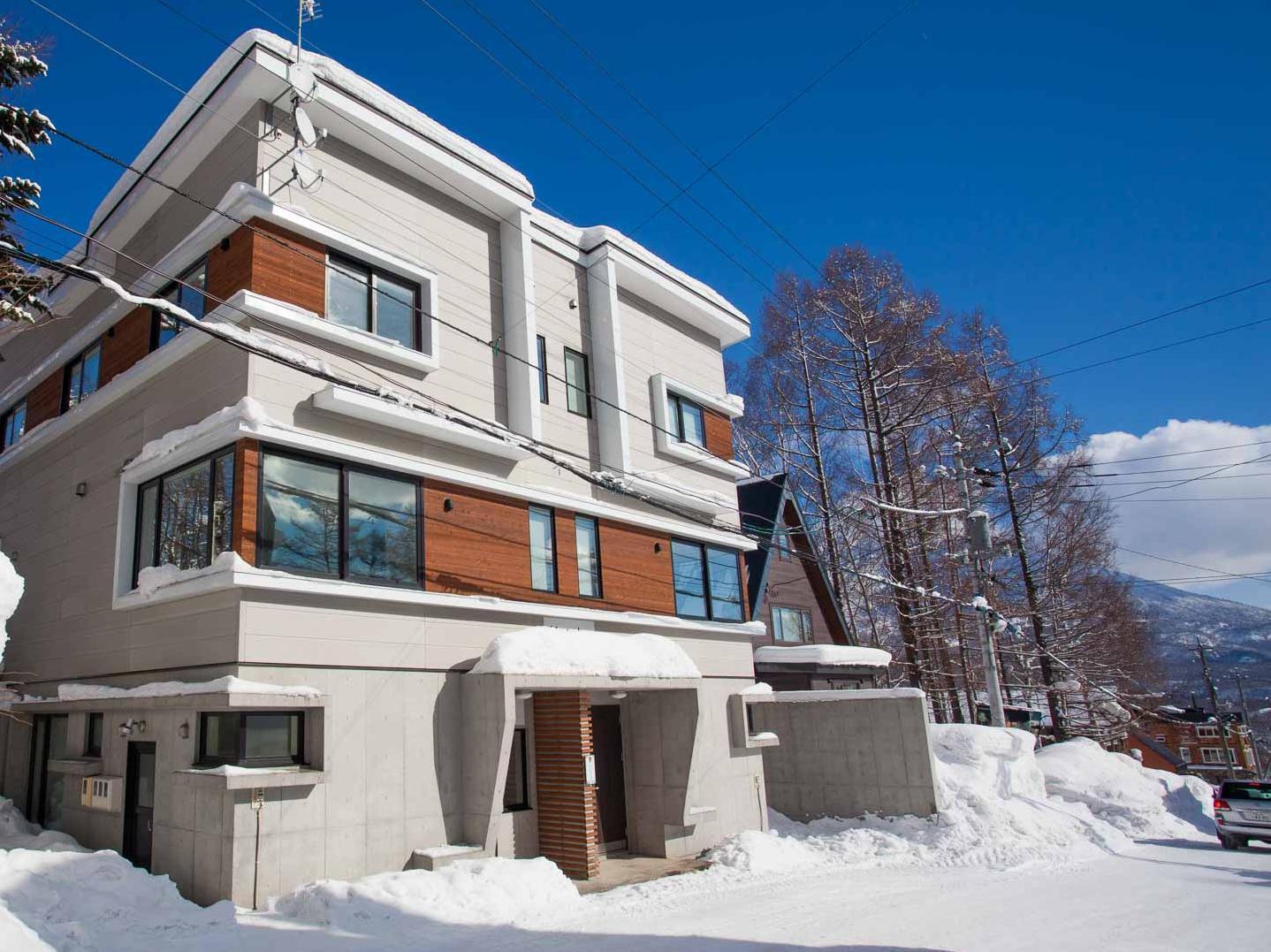 Yutaka Townhouse Villa Ōmagari Exteriör bild